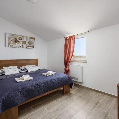 Apartment Valeria Divsici
