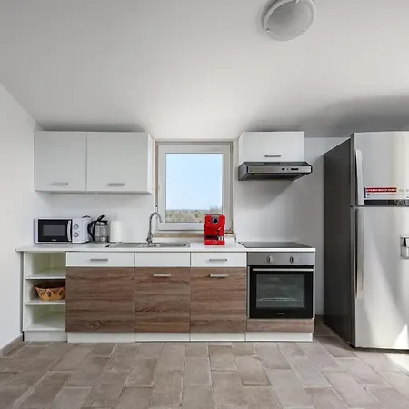 Apartment Valeria *