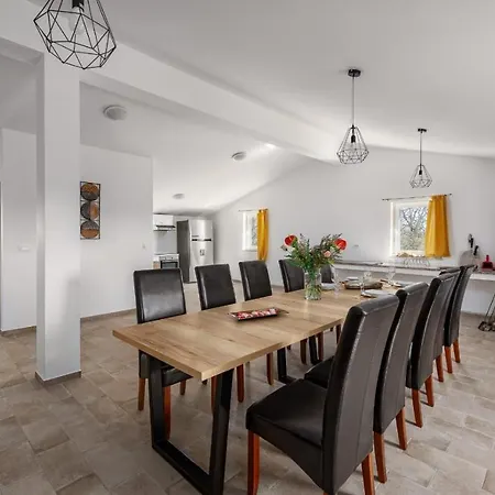 Valeria Apartment